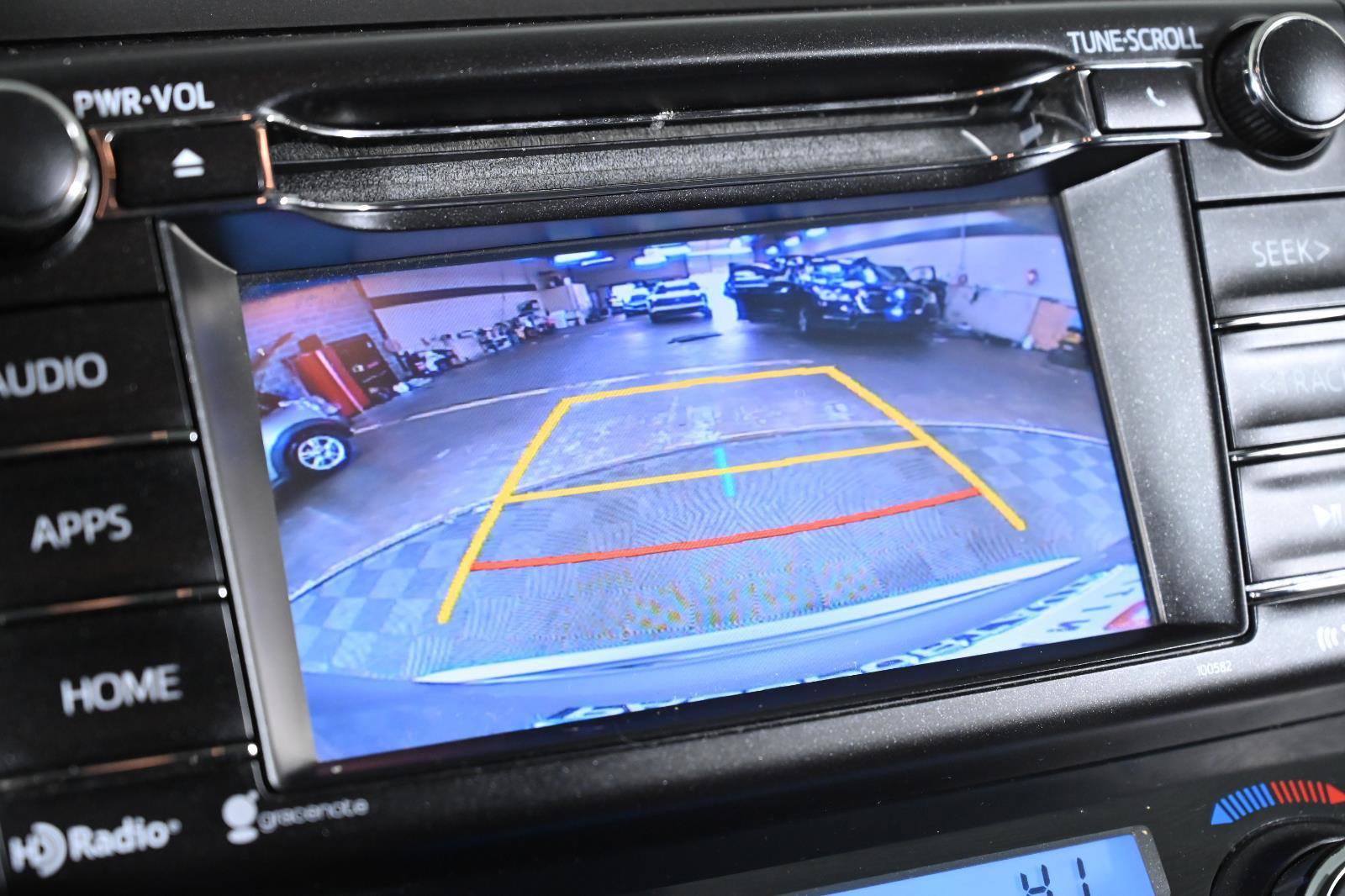 Used 2016 Toyota RAV4 XLE image 15