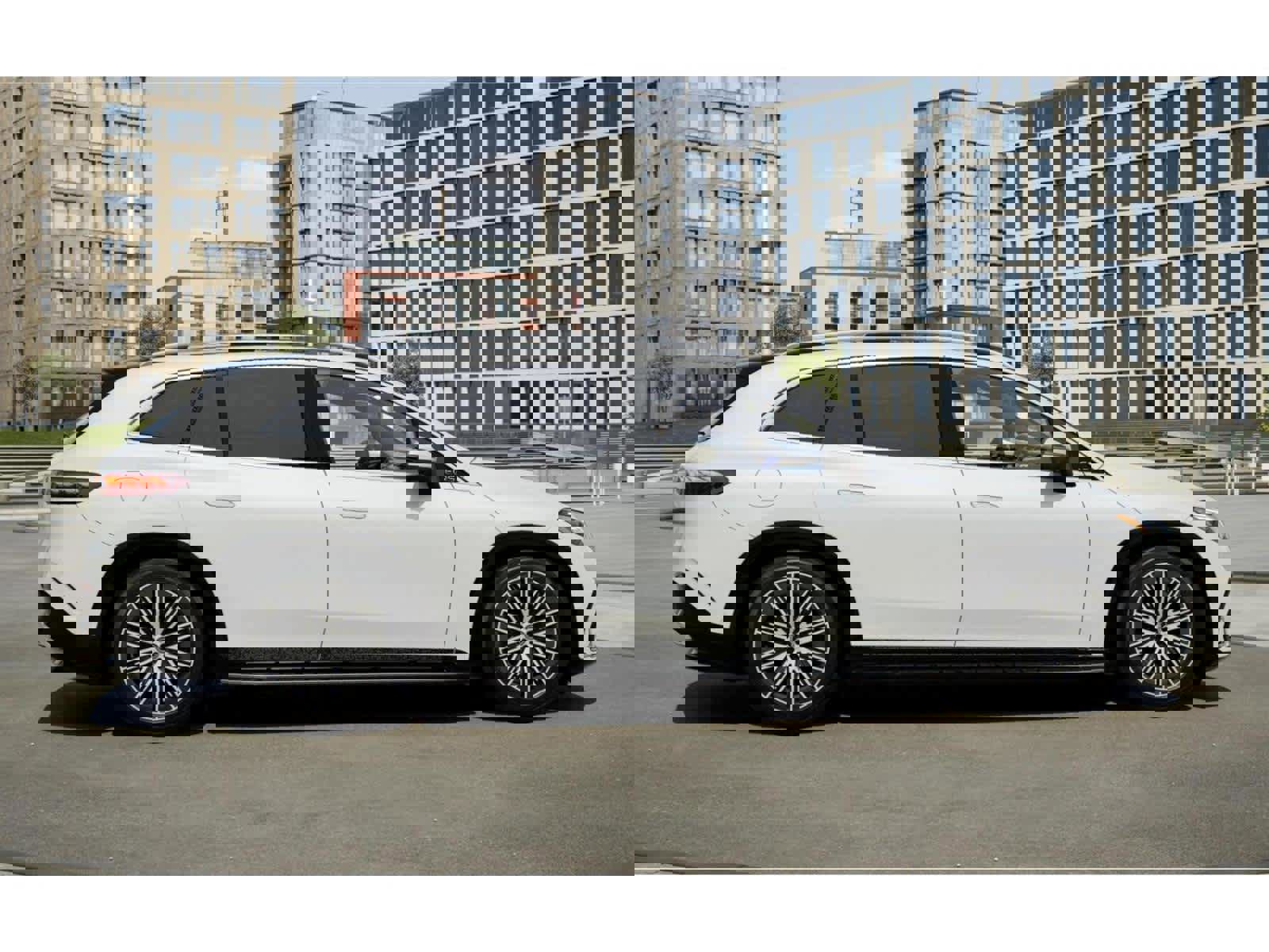 New 2026 Mercedes-Benz EQS 400 4MATIC SUV image 16