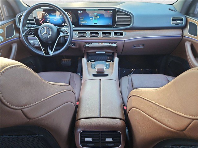 Used 2025 Mercedes-Benz GLE 450e 4MATIC image 17