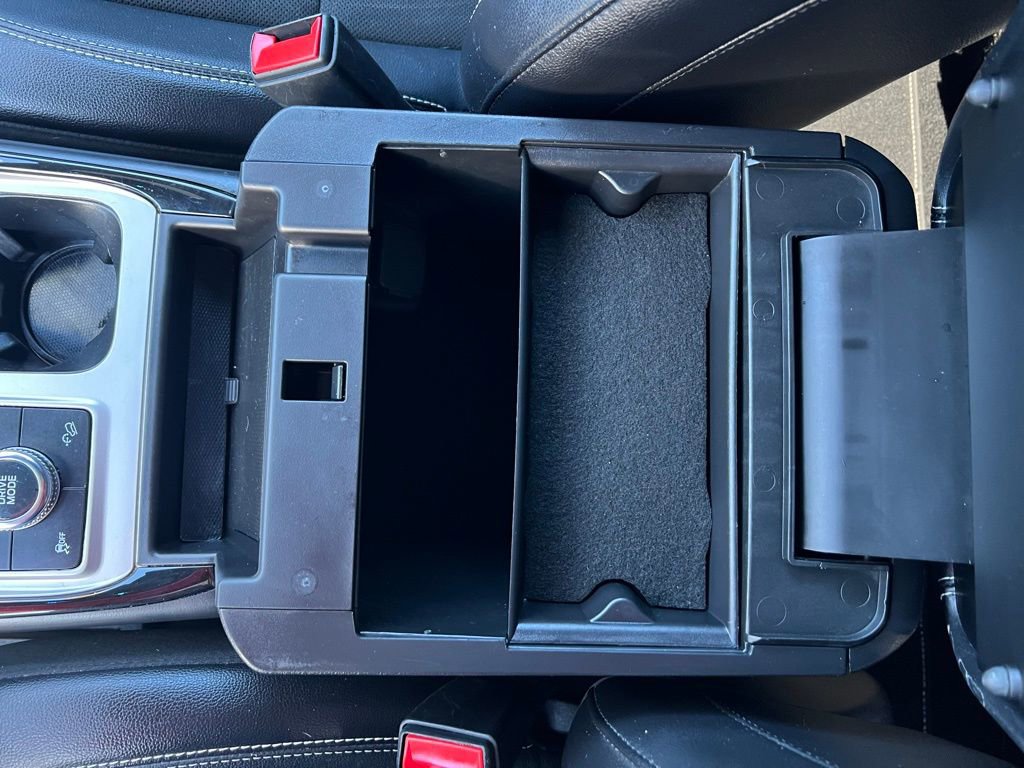 Used 2022 Ford Explorer ST w/ ST Street Pack image 35