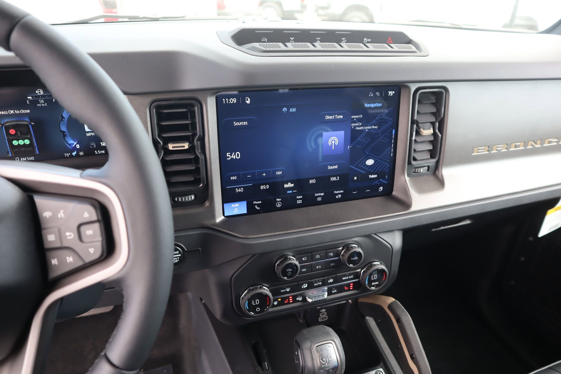 New 2026 Ford Bronco Badlands AWD/4WD image 6
