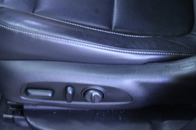 Used 2018 GMC Acadia SLT image 17