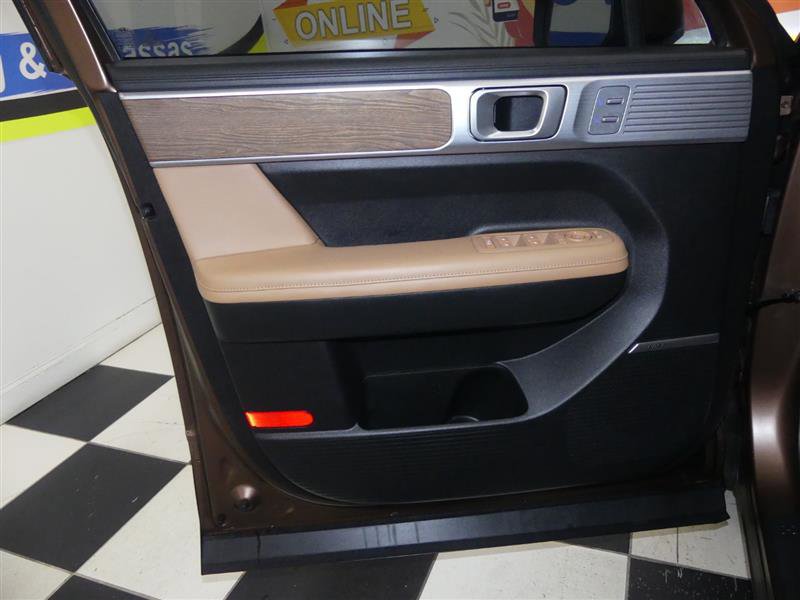 Used 2024 Hyundai Santa Fe Limited image 27