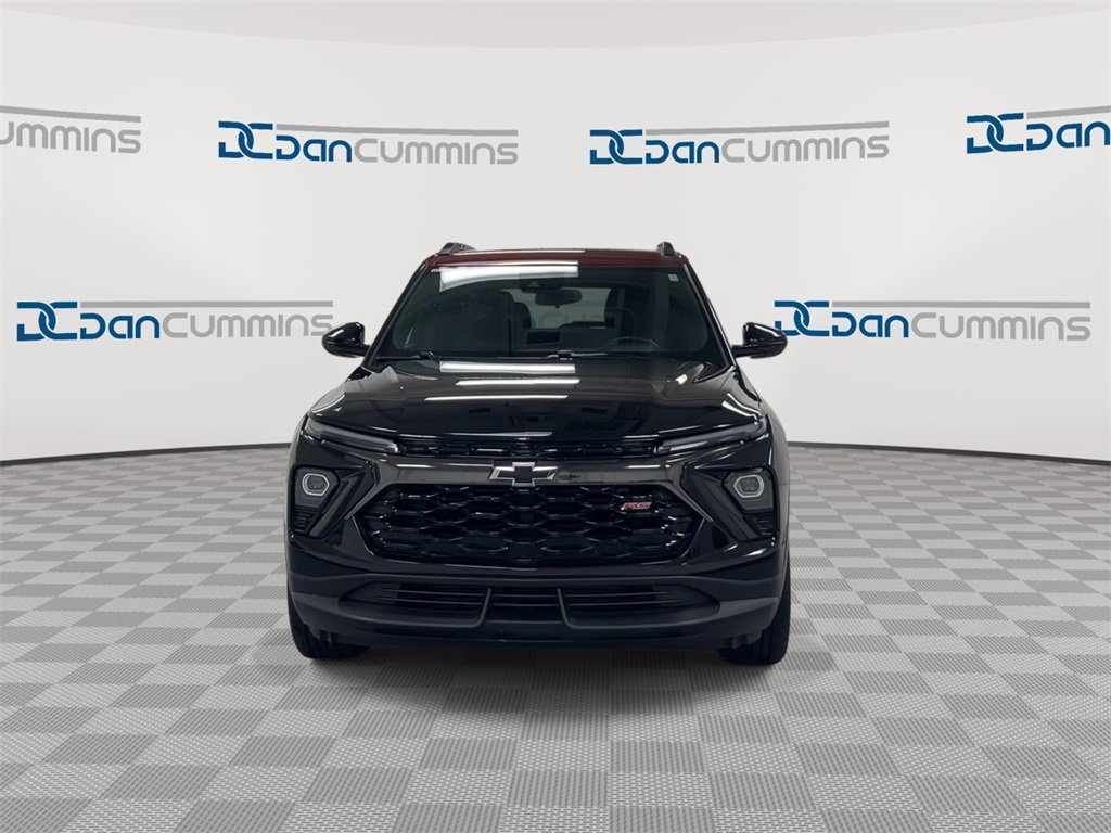 Used 2024 Chevrolet TrailBlazer RS image 3
