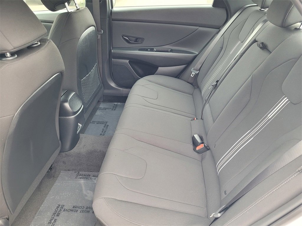 New 2026 Hyundai Elantra SEL Sport image 6