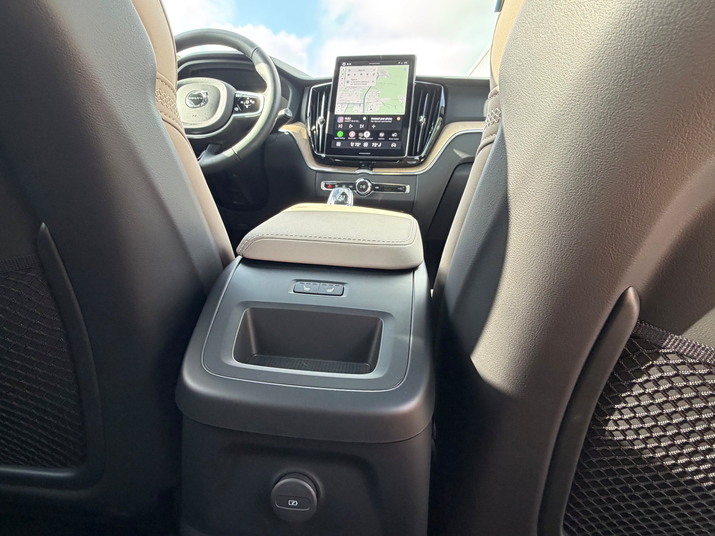 Certified 2026 Volvo XC60 T8 Plus AWD/4WD image 13