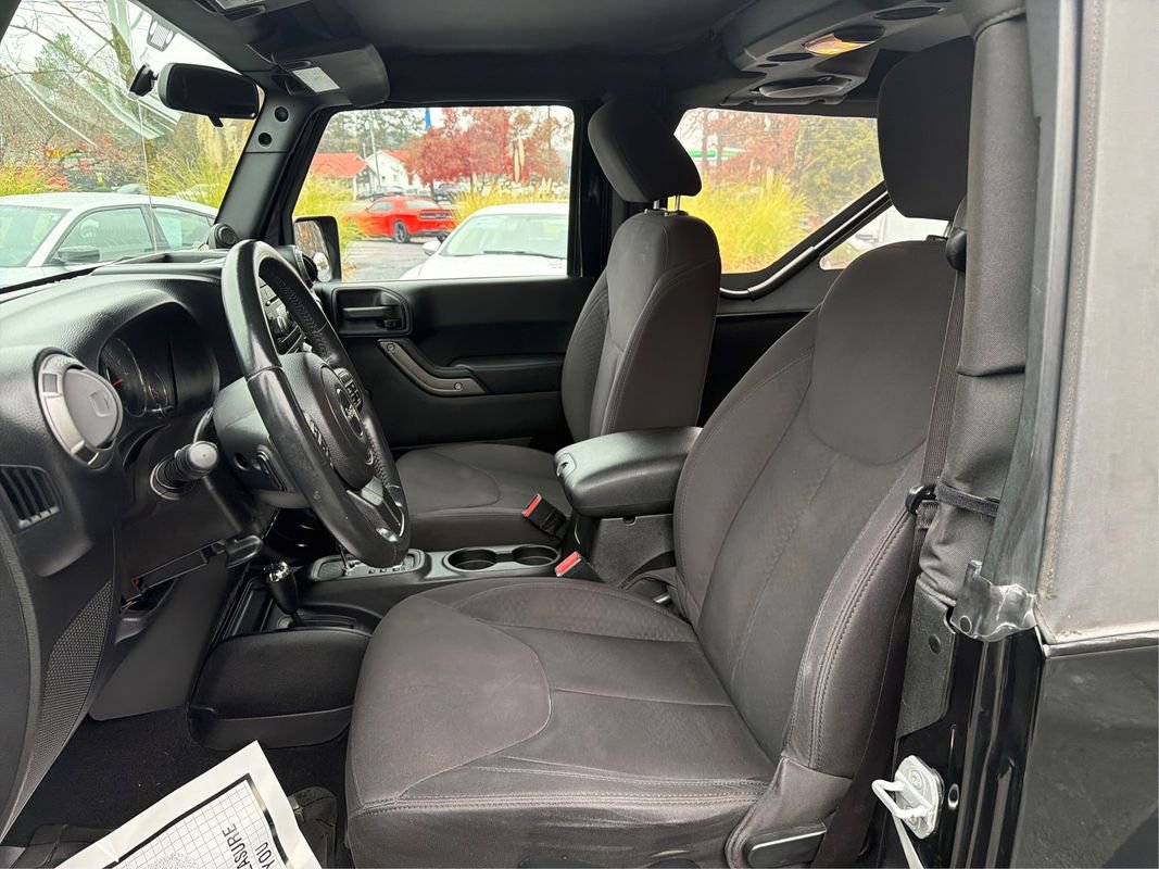 Used 2013 Jeep Wrangler Sport w/ Connectivity Group image 9