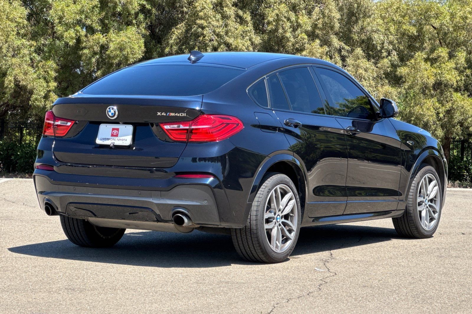 Used 2017 BMW X4 M40i AWD/4WD image 4