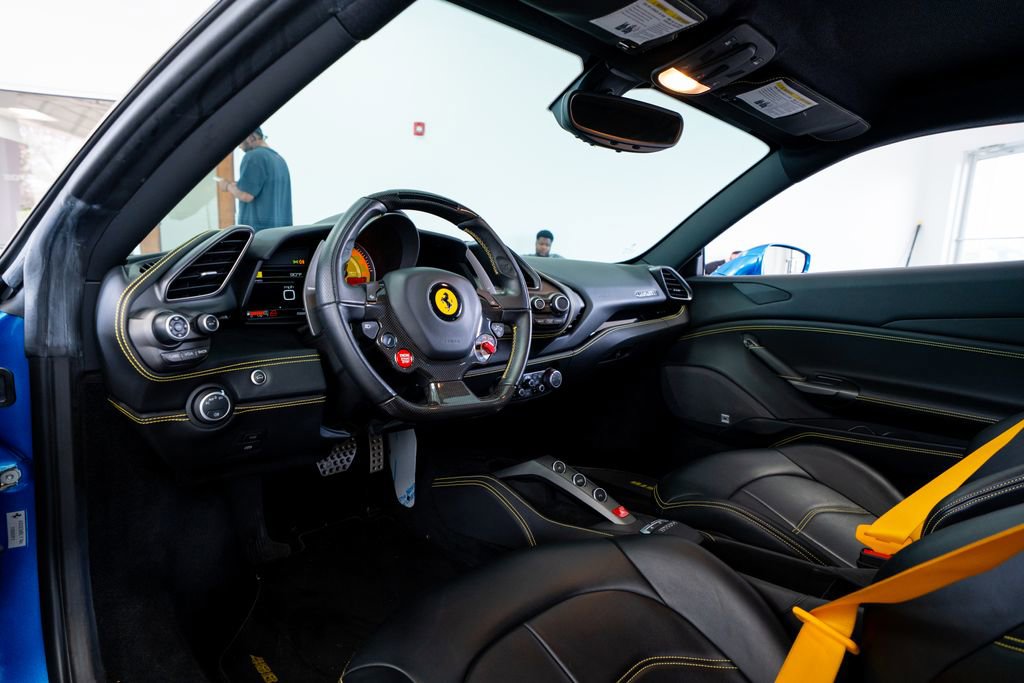 Used 2019 Ferrari 488 GTB image 37