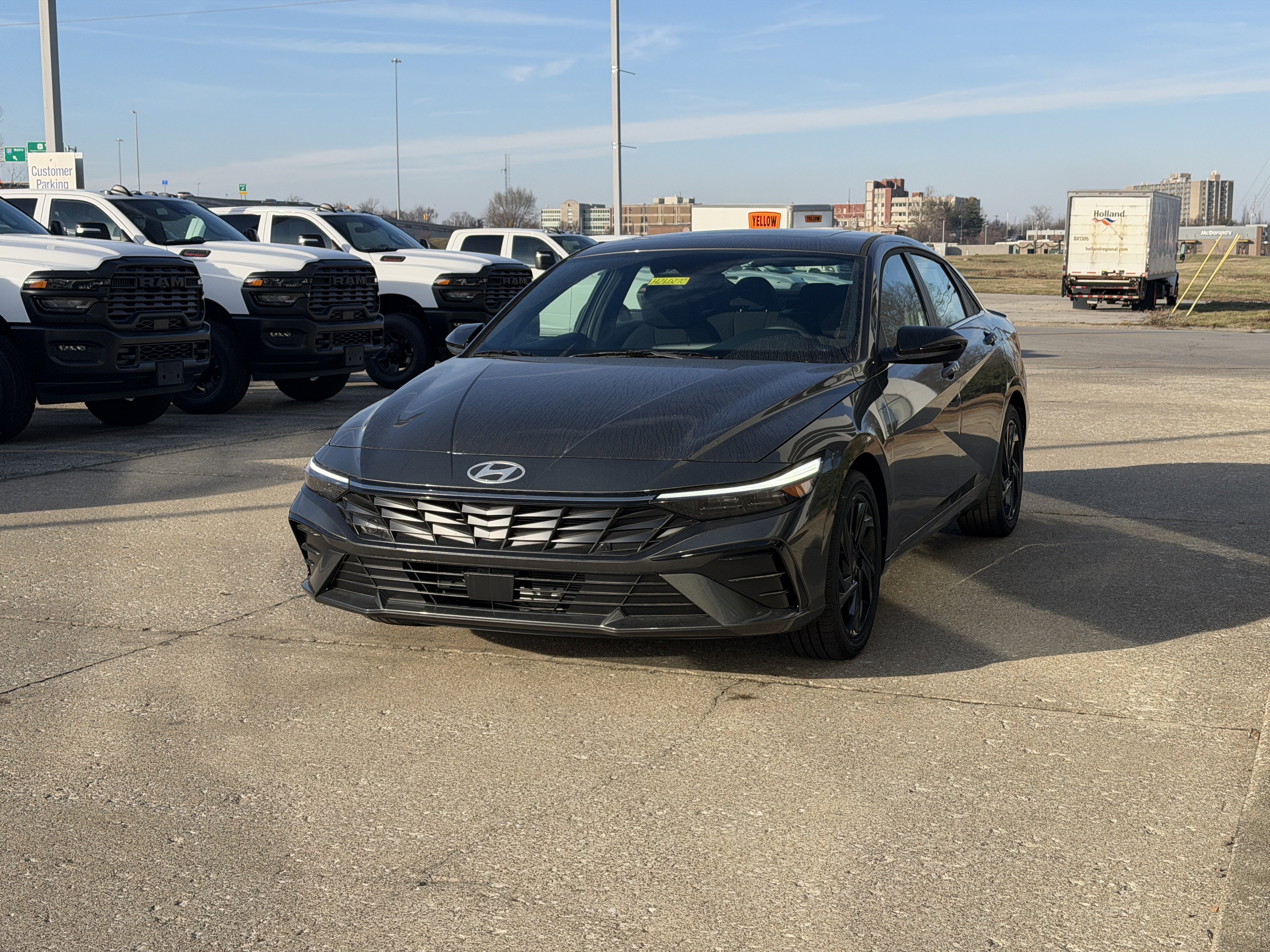 New 2026 Hyundai Elantra SEL Sport FWD image 11