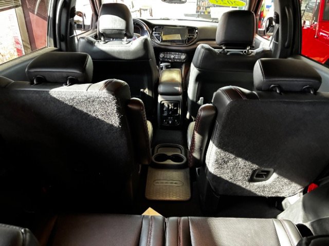 Used 2023 Dodge Durango R/T image 32