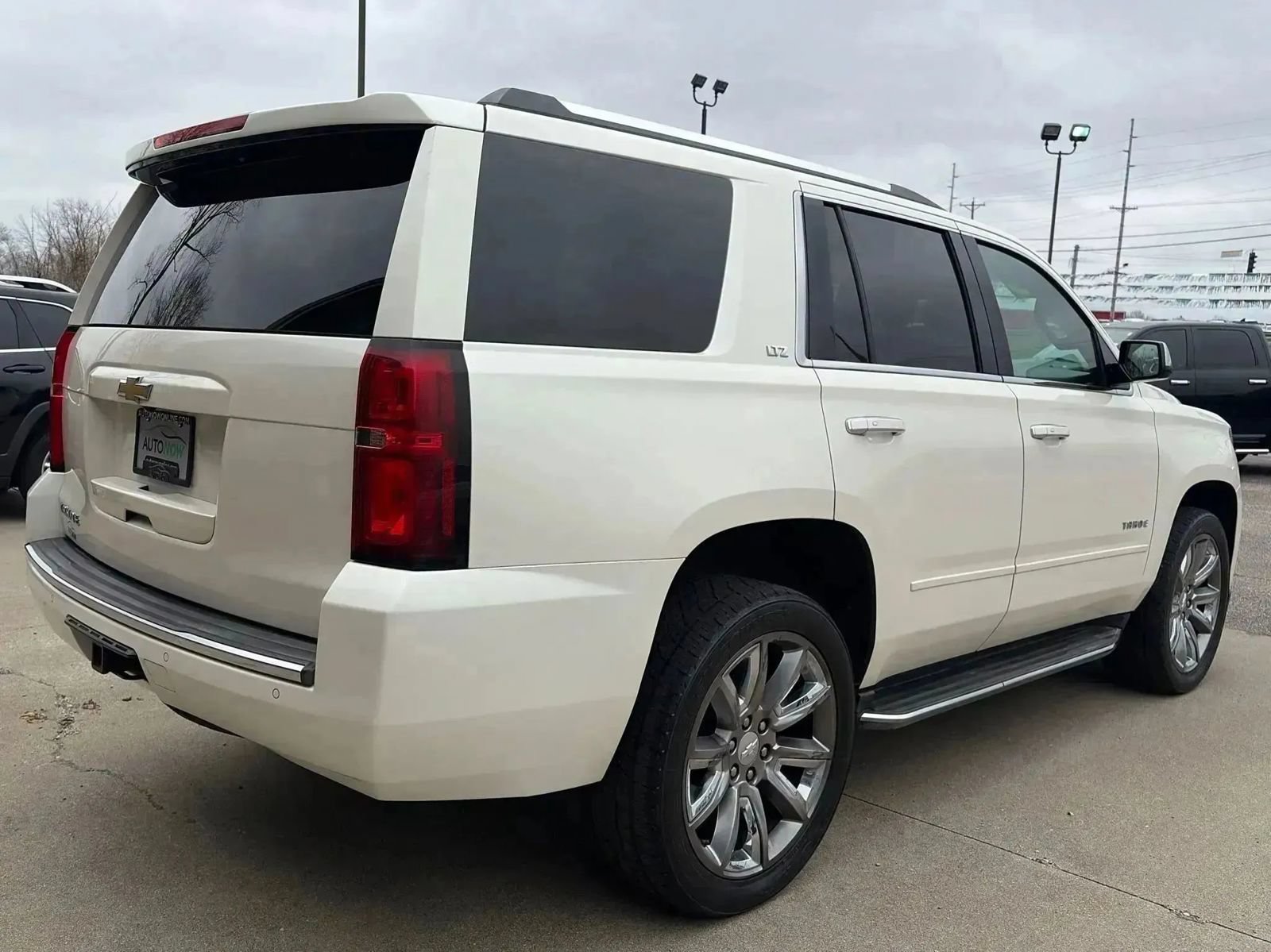 Used 2015 Chevrolet Tahoe LTZ RWD image 11