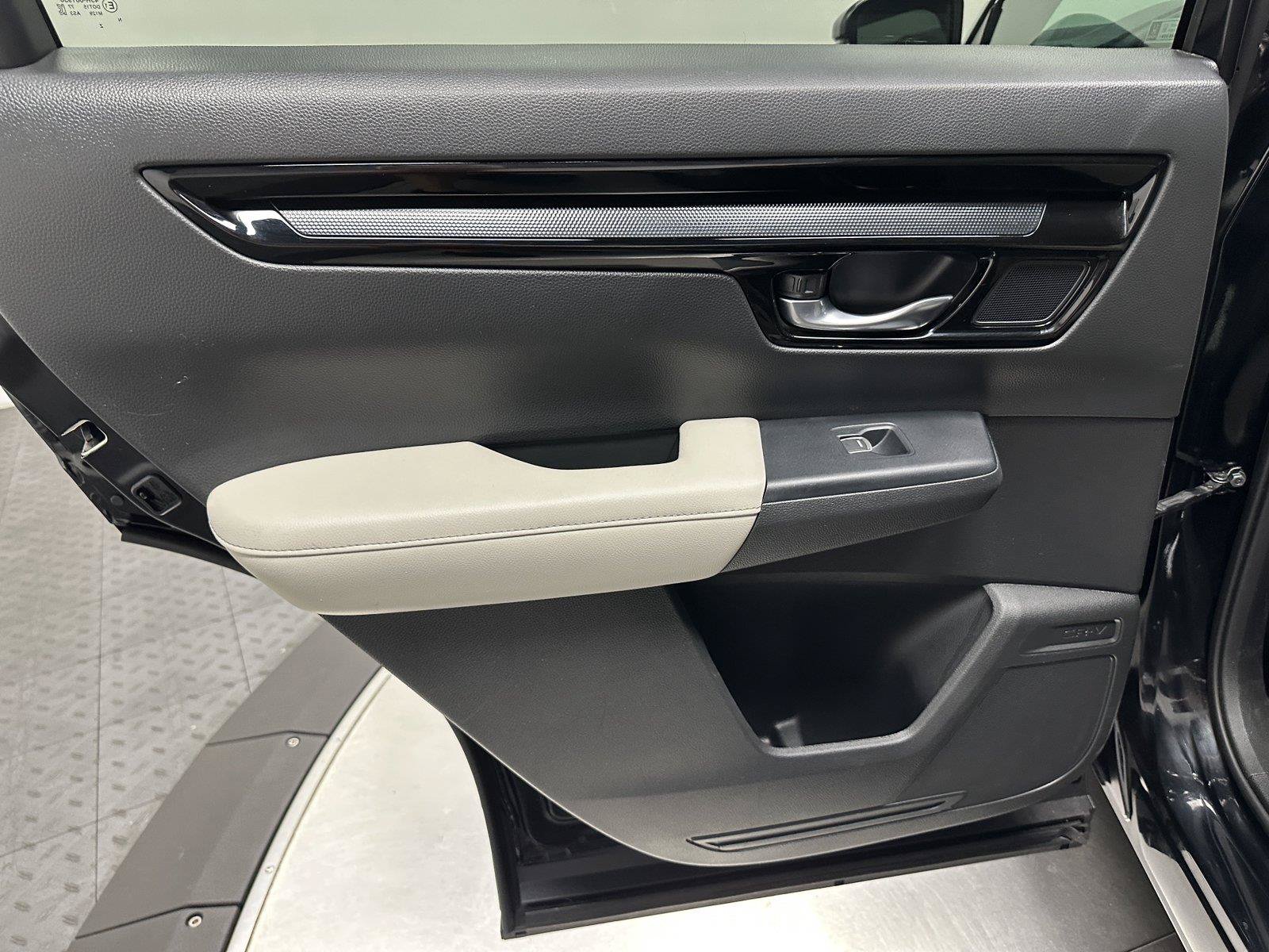 Used 2023 Honda CR-V EX-L image 30