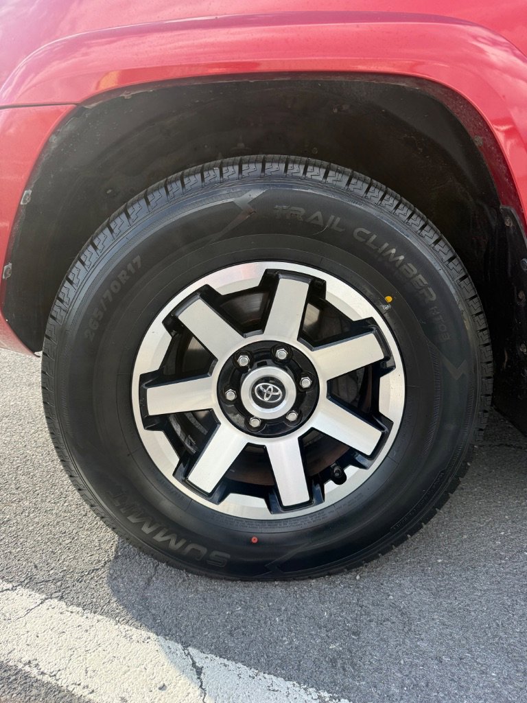 Used 2020 Toyota 4Runner TRD Off-Road Premium AWD/4WD image 9