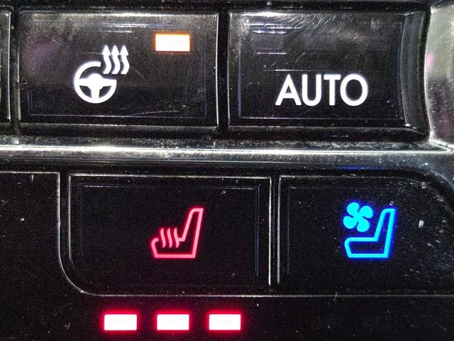 Used 2022 Lincoln Aviator Reserve w/ Equipment Group 201A image 36