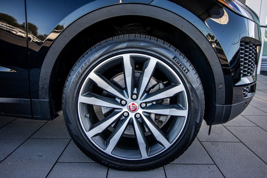 Used 2018 Jaguar E-PACE SE image 22