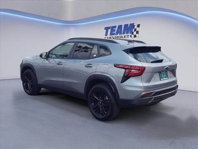 Certified 2024 Chevrolet Trax ACTIV w/ Driver Confidence Package FWD image 3