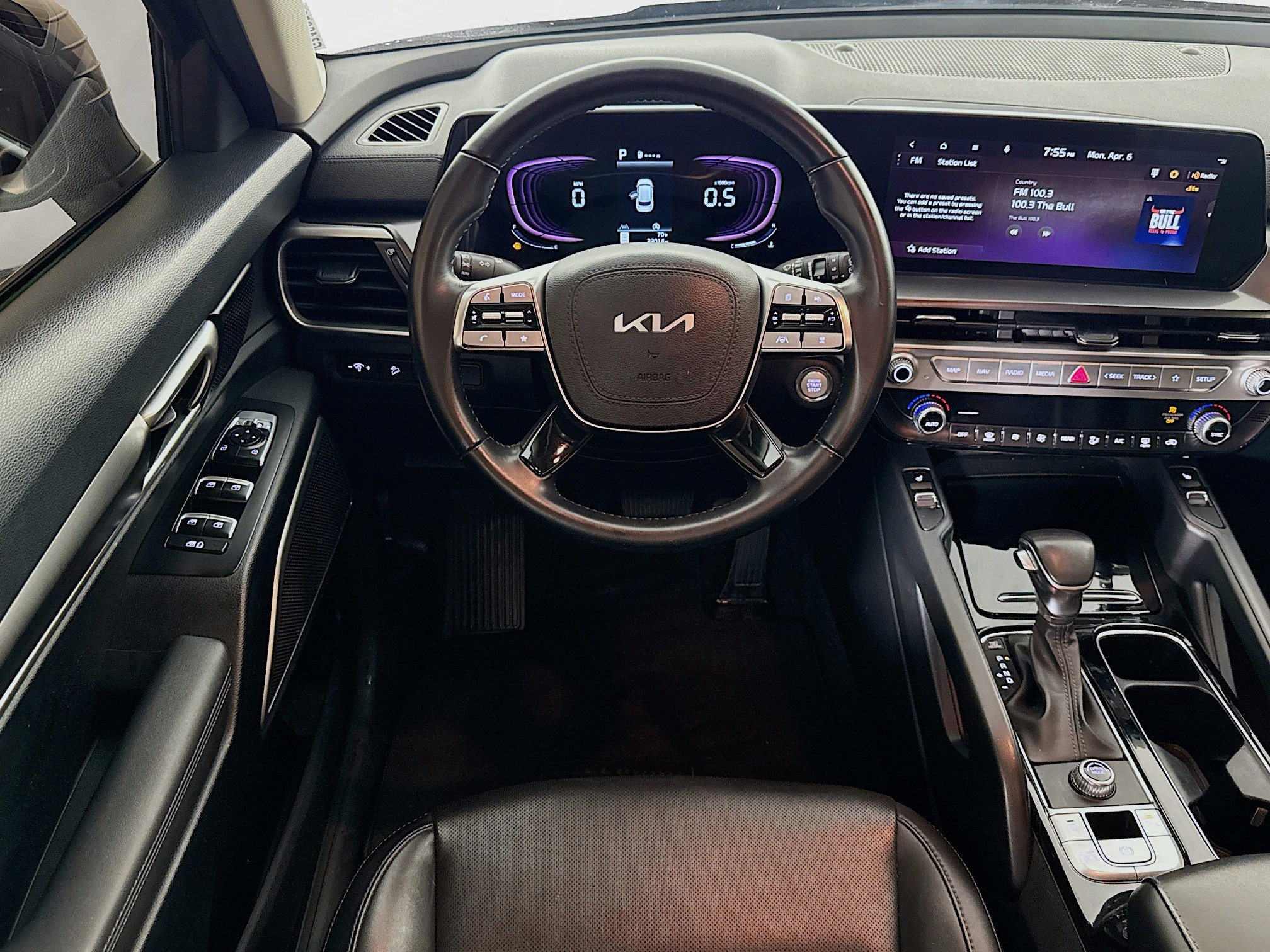 Used 2023 Kia Telluride S image 16