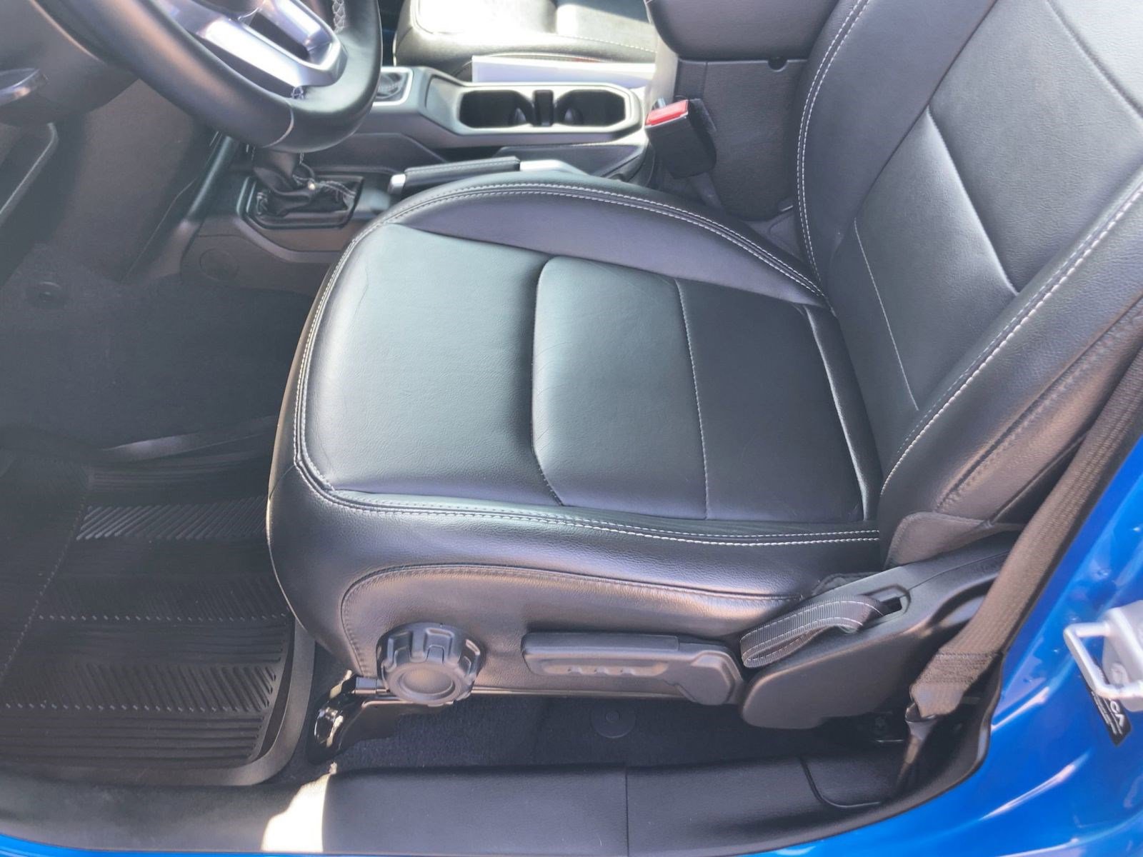 Used 2021 Jeep Gladiator Overland w/ Popular Equipment Package image 13