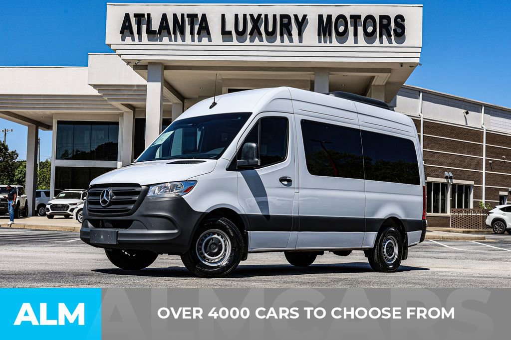 Used 2024 Mercedes-Benz Sprinter 2500 image 3