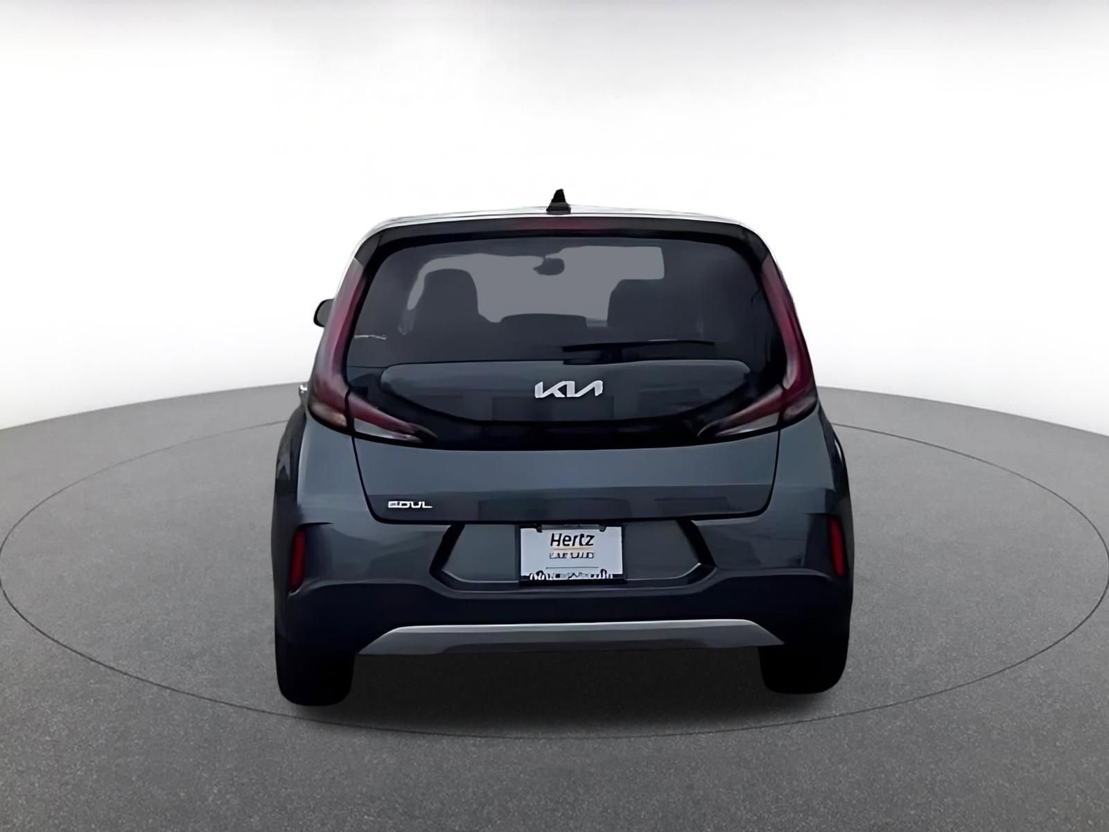 Used 2025 Kia Soul LX w/ LX Technology Package image 12