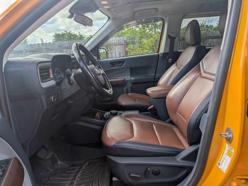 Used 2022 Ford Maverick Lariat FWD image 11
