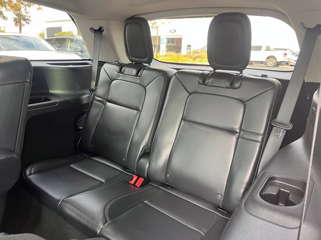 Used 2026 Lincoln Aviator AWD image 18