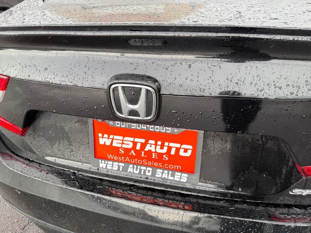 Used 2018 Honda Accord Sport image 28