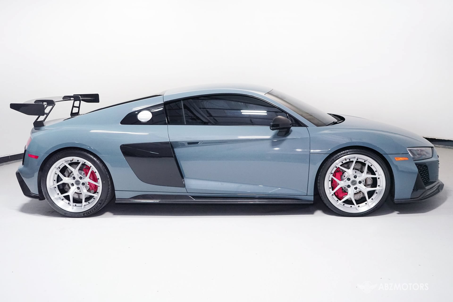 Used 2020 Audi R8 V10 AWD/4WD image 3