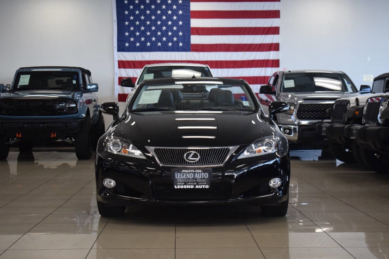 Used 2013 Lexus IS 350C Base 2dr Convertible w/ Luxury Pkg image 9