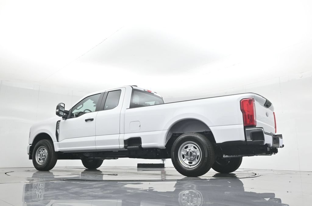 New 2026 Ford F250 XL w/ XL Chrome Package RWD image 52