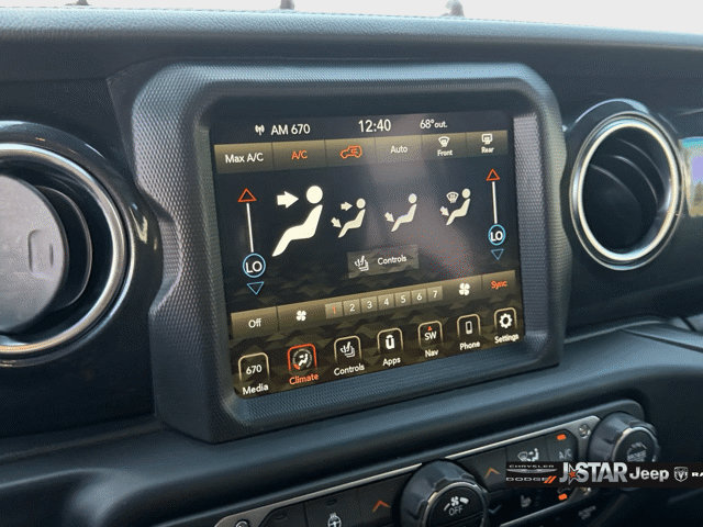 Used 2023 Jeep Wrangler Unlimited Rubicon 392 AWD/4WD image 21