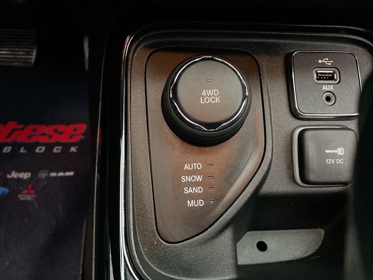 Used 2018 Jeep Compass Limited w/ Navigation Group AWD/4WD image 21