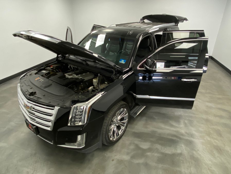 Used 2017 Cadillac Escalade Platinum AWD/4WD image 48