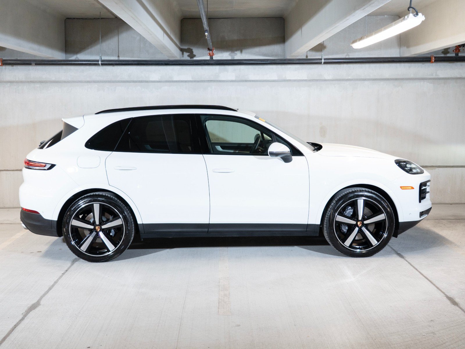 Certified 2026 Porsche Cayenne AWD/4WD image 8