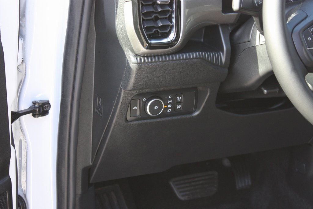 New 2025 Ford Ranger XLT w/ Equipment Group 301A High image 12