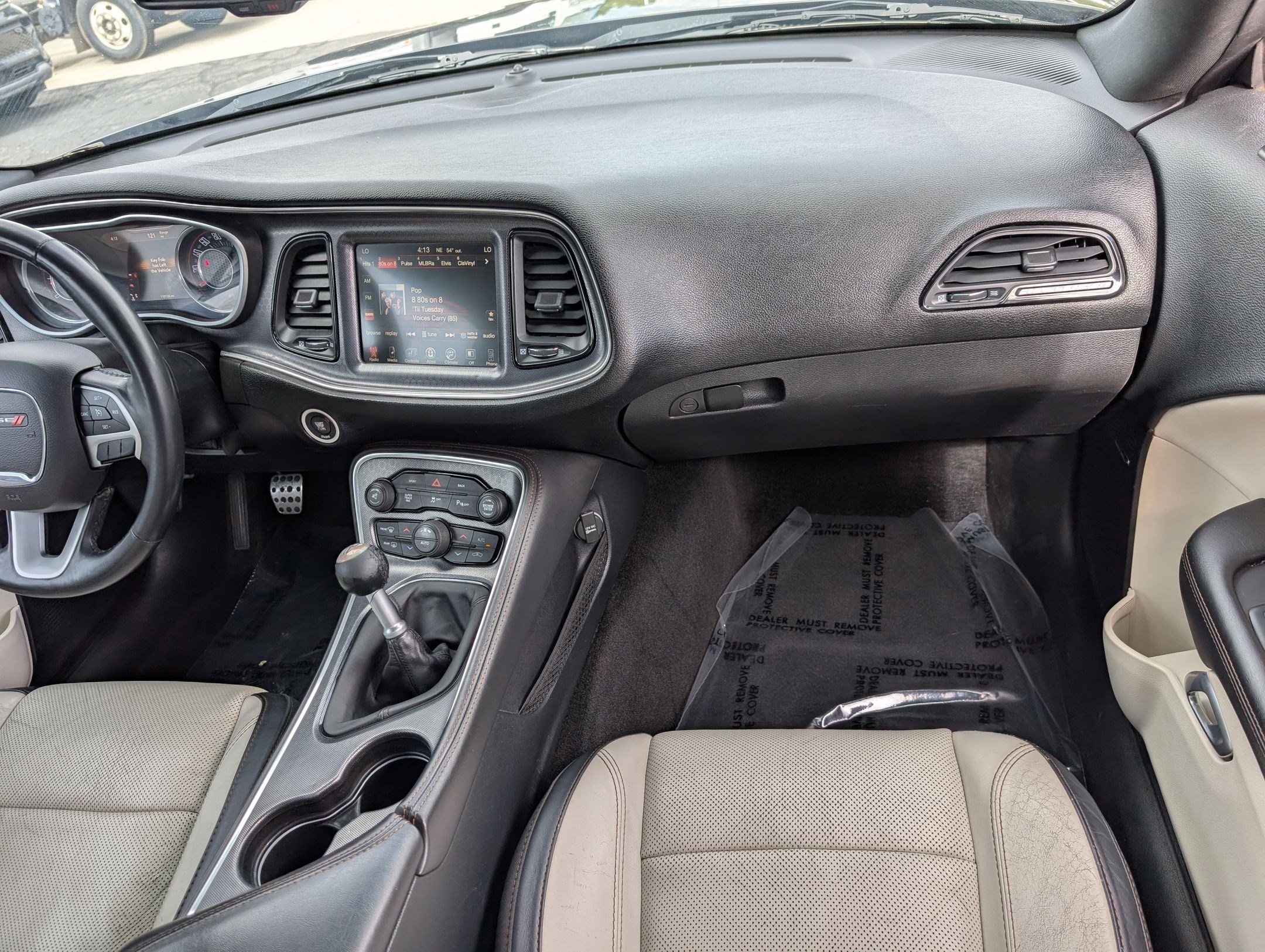 Used 2015 Dodge Challenger R/T Plus RWD image 25