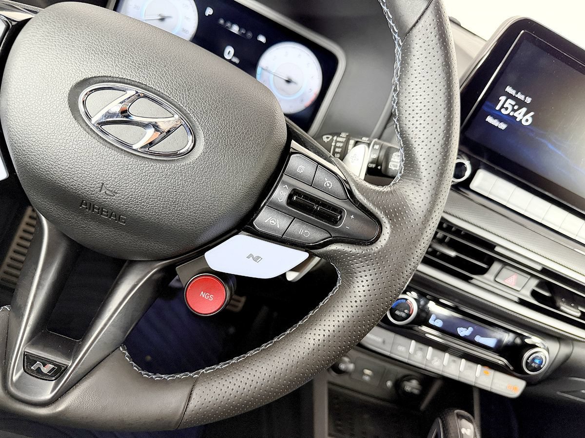 Used 2022 Hyundai Kona N FWD image 58