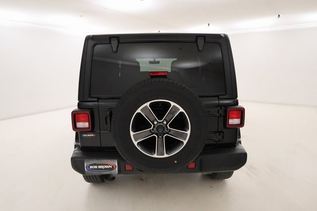 Used 2023 Jeep Wrangler Sahara image 4