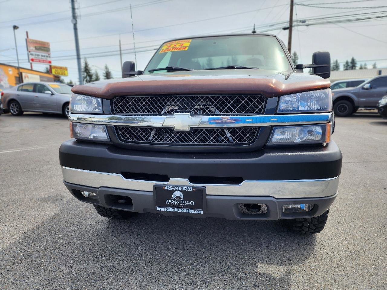 Used 2004 Chevrolet Silverado 2500 LT AWD/4WD image 2
