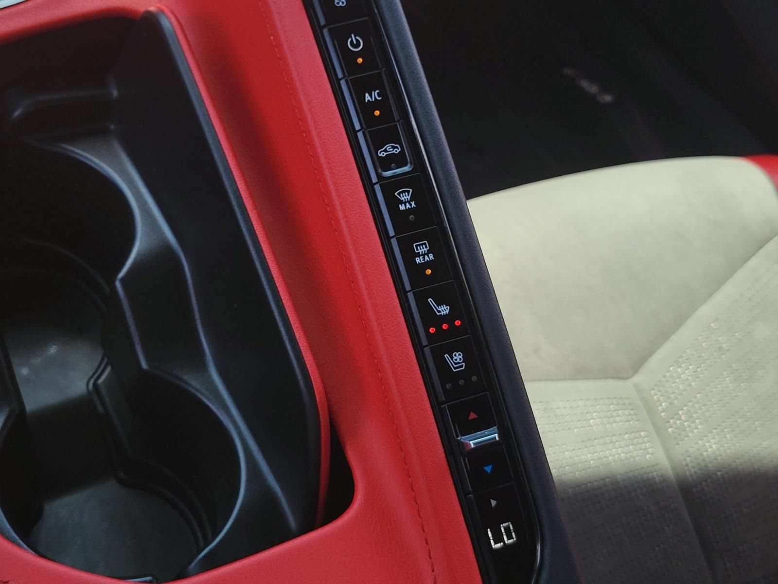 Used 2021 Chevrolet Corvette Stingray Preferred Conv w/ Z51 Performance Package RWD image 24