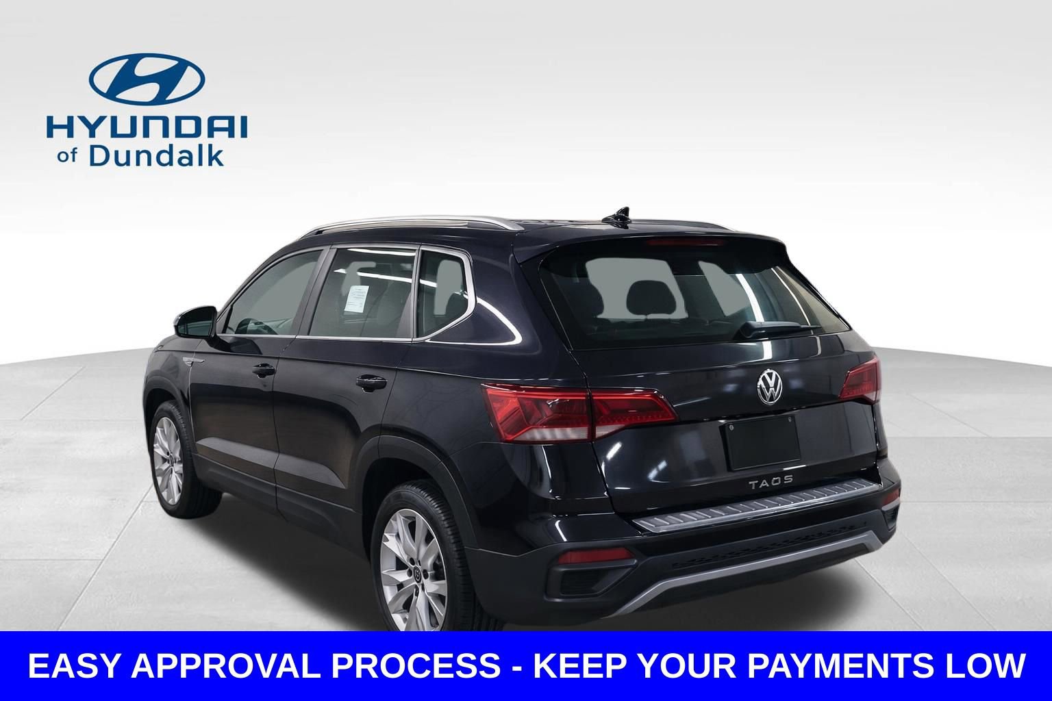 Used 2023 Volkswagen Taos S AWD/4WD image 2