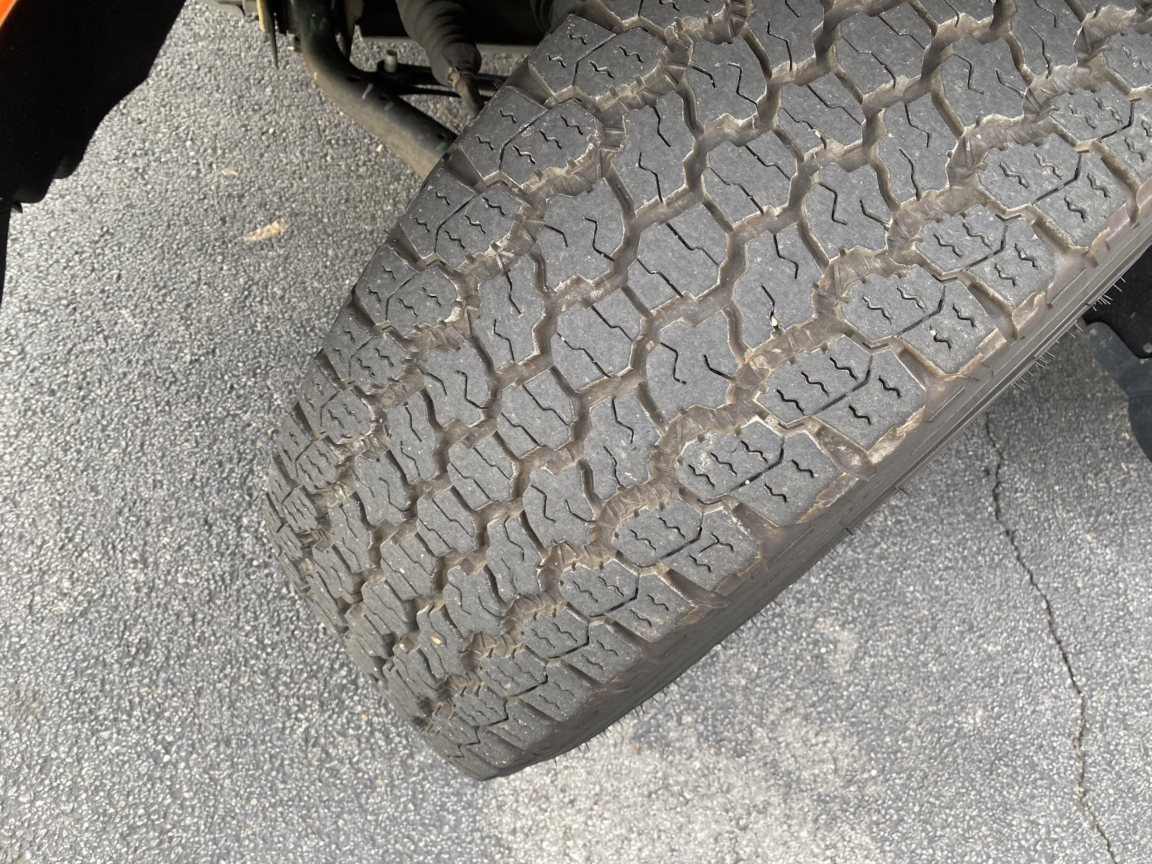 Used 2022 Chevrolet Tahoe Z71 w/ Luxury Package image 13