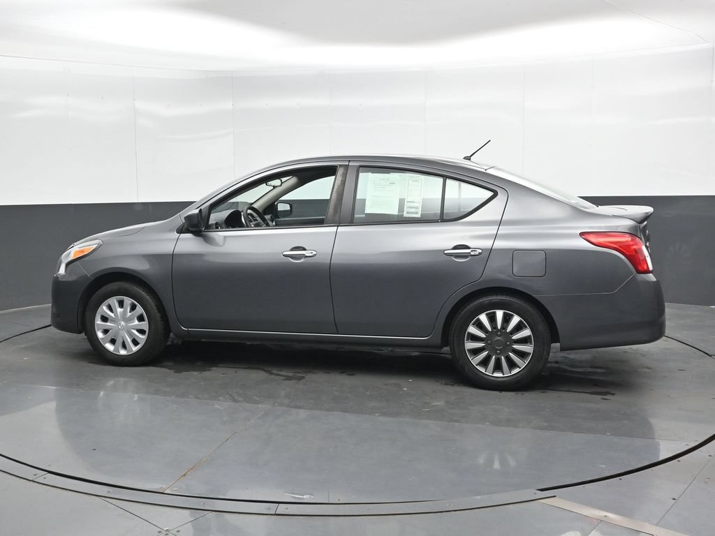 Used 2019 Nissan Versa SV FWD image 10