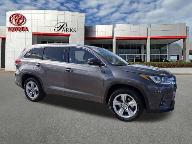 Used 2019 Toyota Highlander Limited image 1