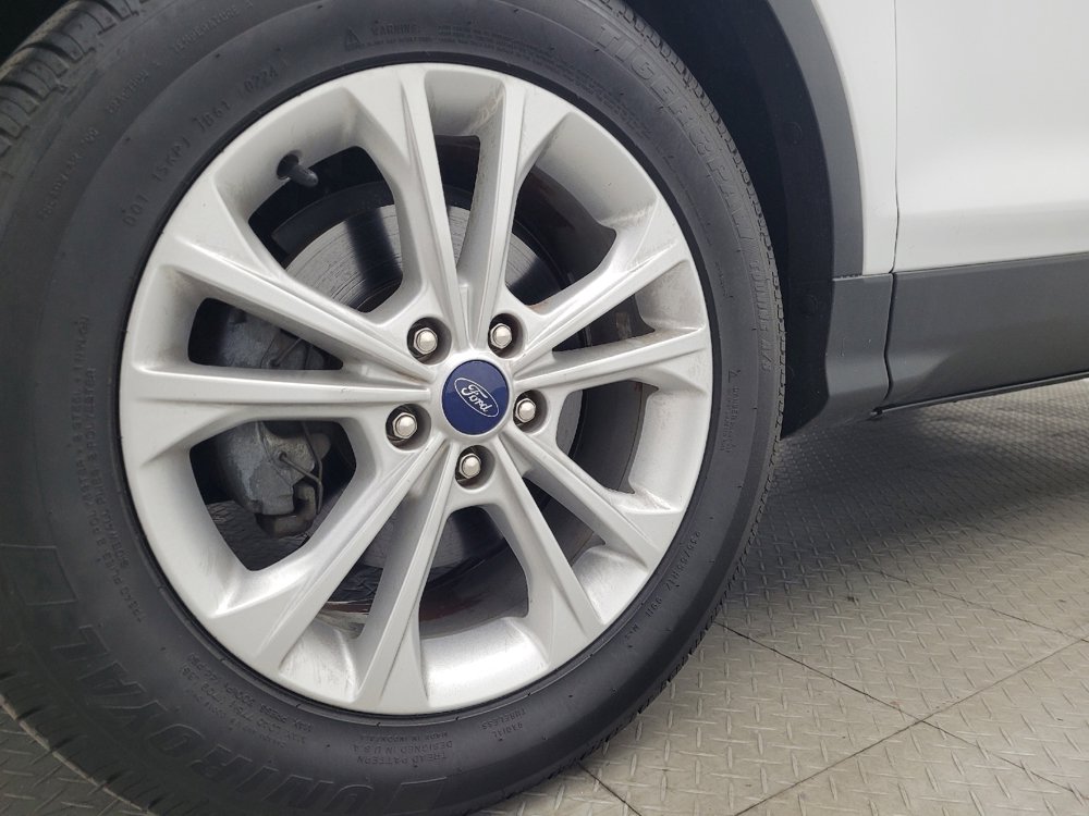 Used 2019 Ford Escape SE FWD image 31