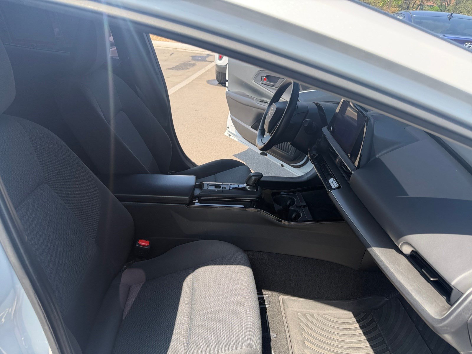 Certified 2023 Toyota Prius LE AWD/4WD image 19