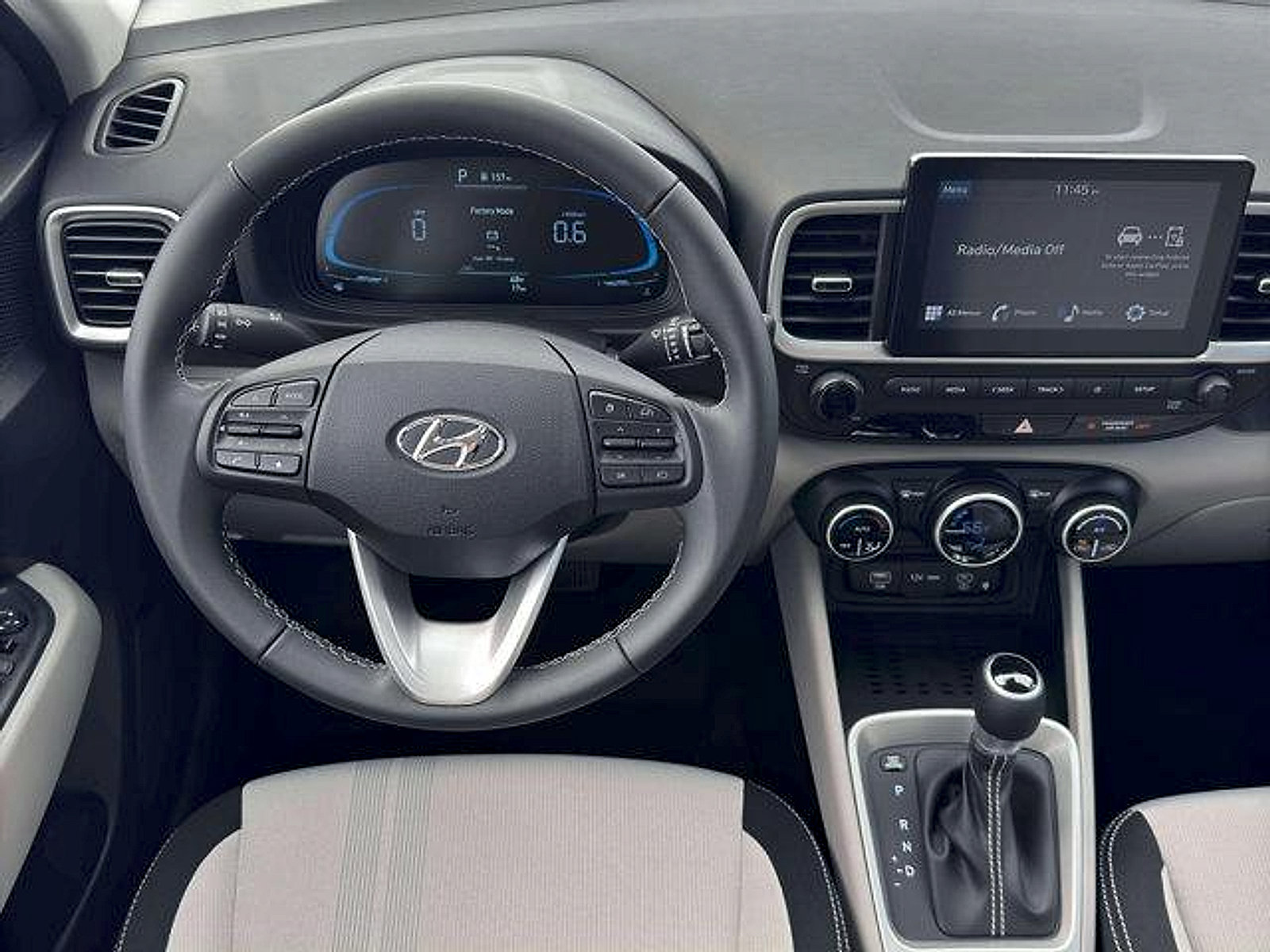 New 2026 Hyundai Venue SEL FWD image 17