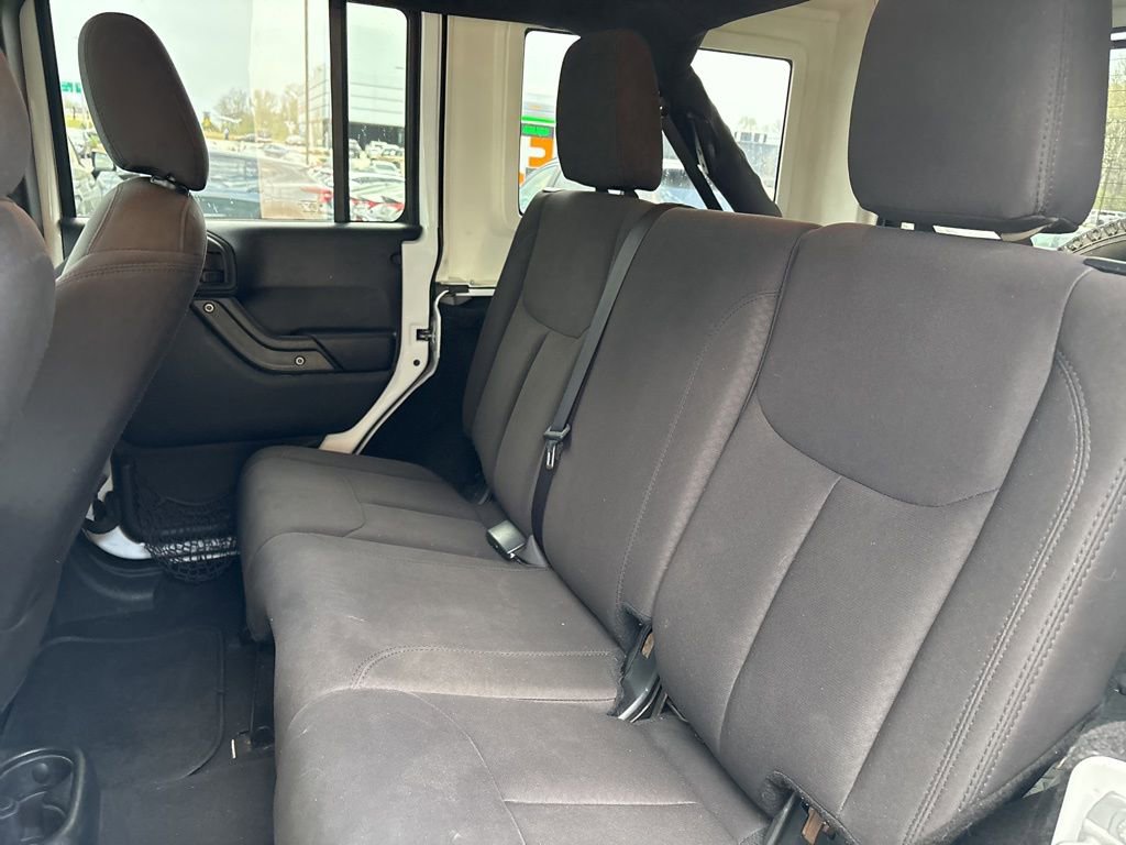 Used 2018 Jeep Wrangler Unlimited Sport S image 15