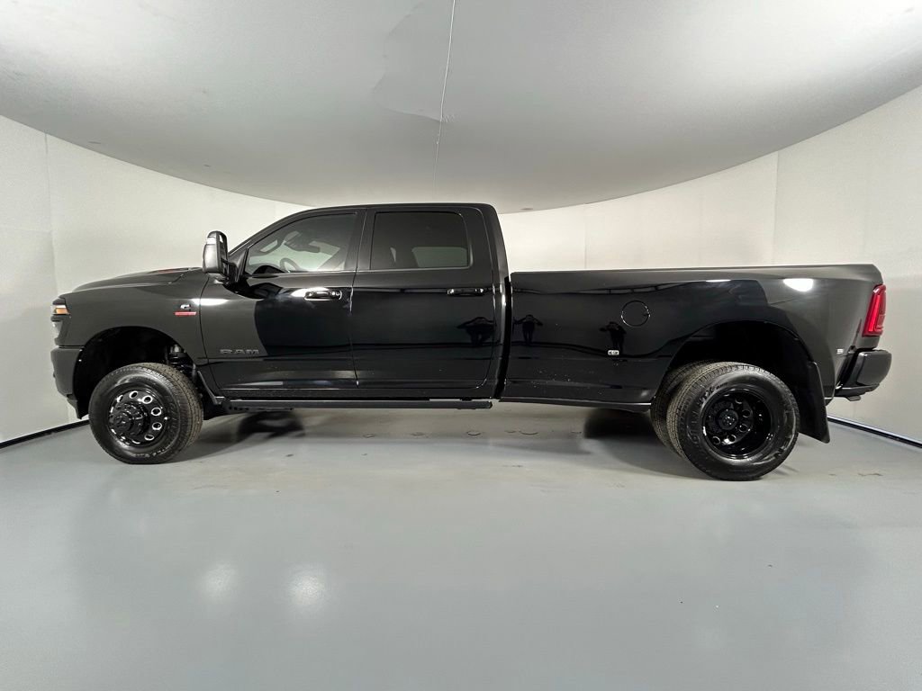 Used 2025 RAM 3500 Laramie image 4